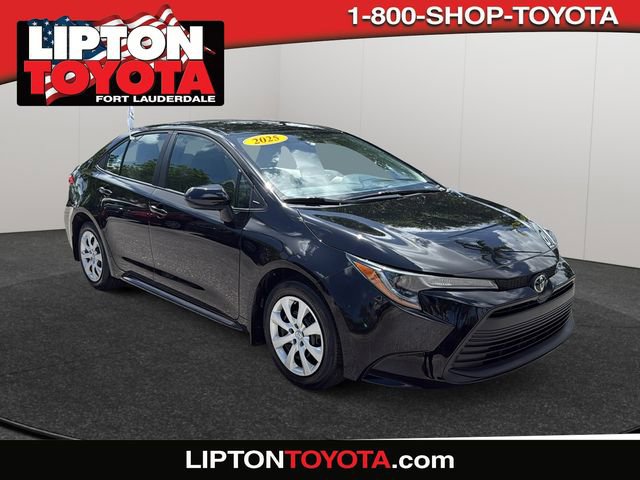 Certified 2025 Toyota Corolla LE image 1