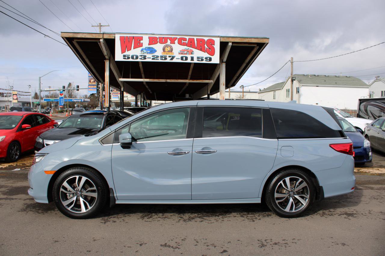 Used 2023 Honda Odyssey Touring image 3