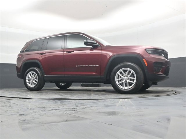 New 2025 Jeep Grand Cherokee Laredo image 38