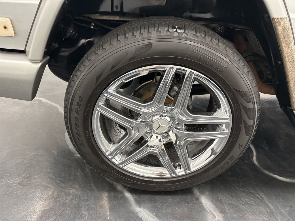 Used 2002 Mercedes-Benz G 500 image 11
