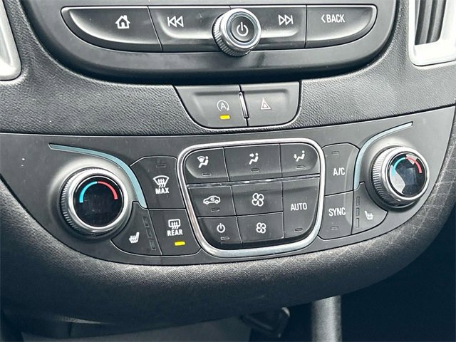 Used 2023 Chevrolet Malibu LT image 35