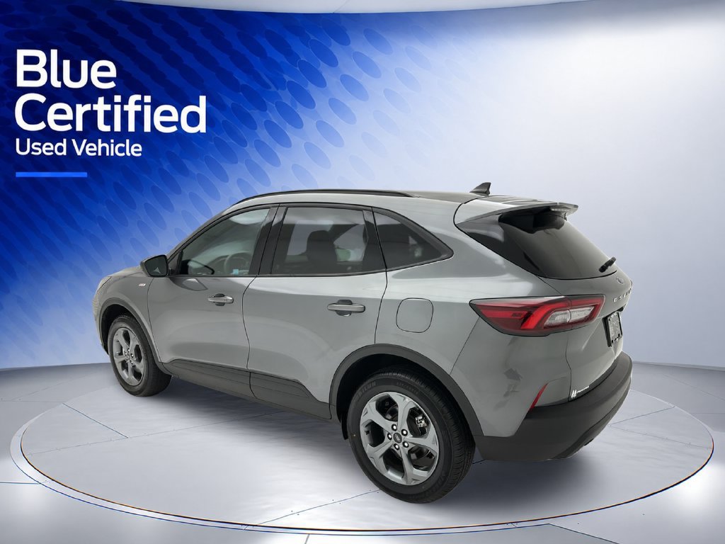 Used 2025 Ford Escape ST-Line AWD/4WD image 4