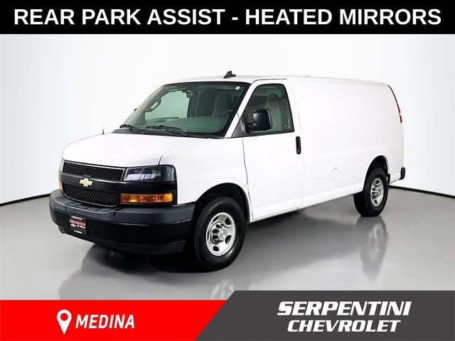 Used 2021 Chevrolet Express 2500 image 1