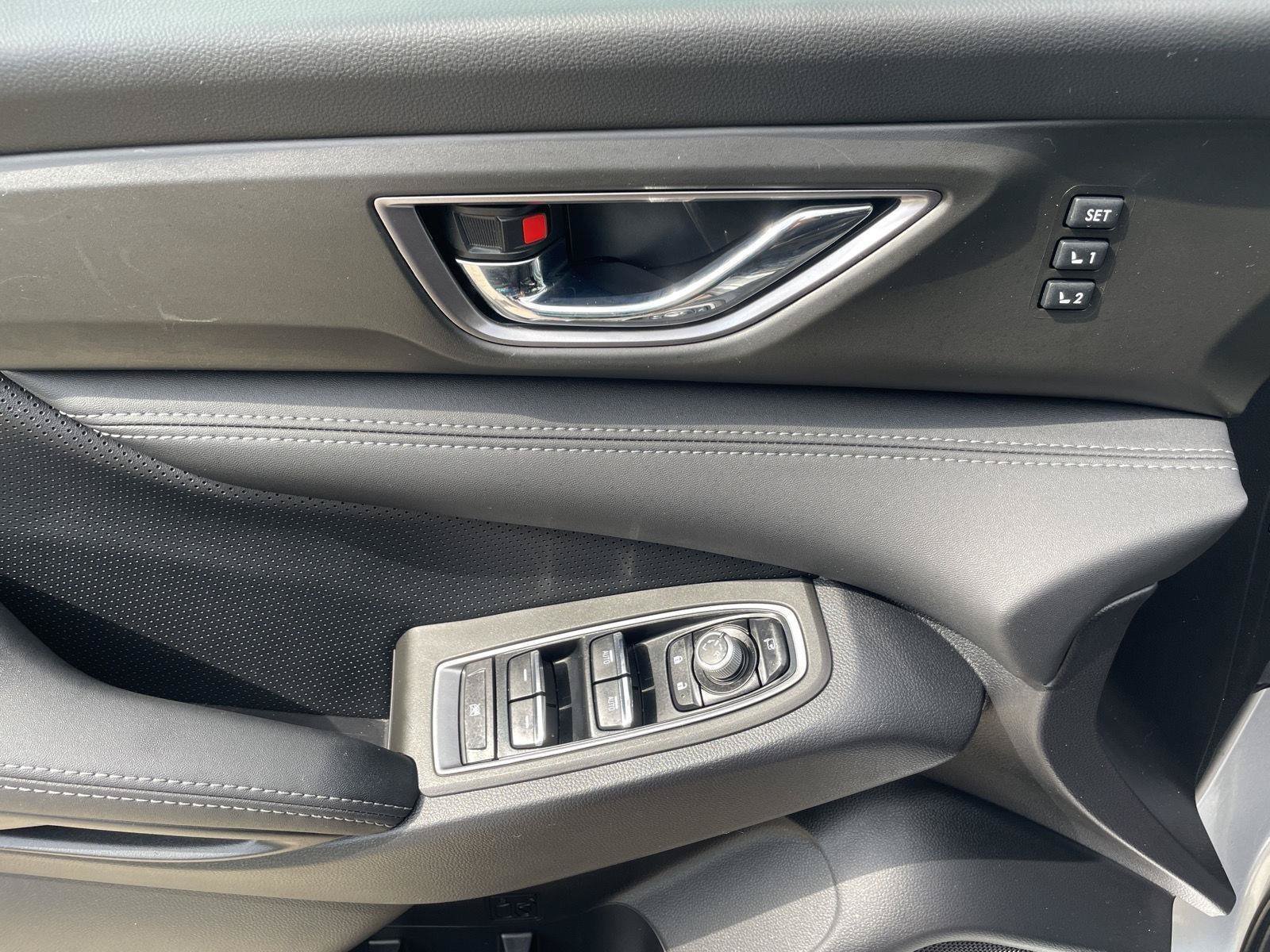 Certified 2025 Subaru Ascent Limited AWD/4WD image 14