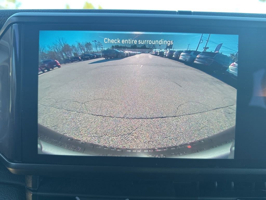 Used 2025 Jeep Wrangler Sport S image 22