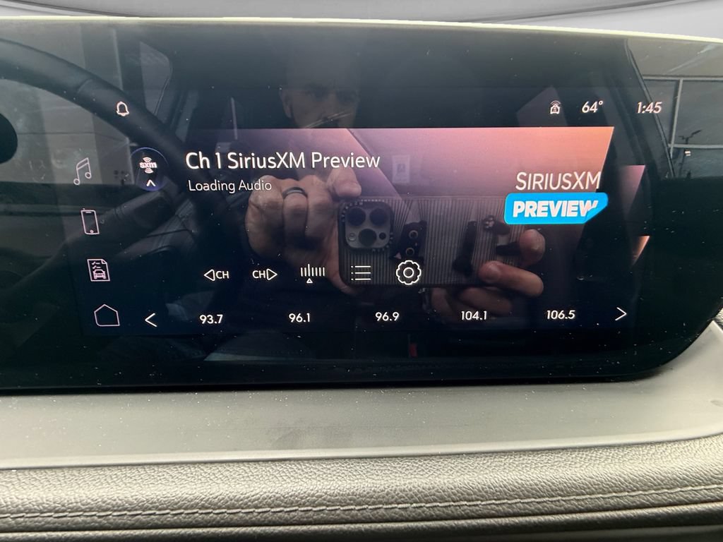 Used 2024 Buick Encore GX Sport Touring AWD/4WD image 28