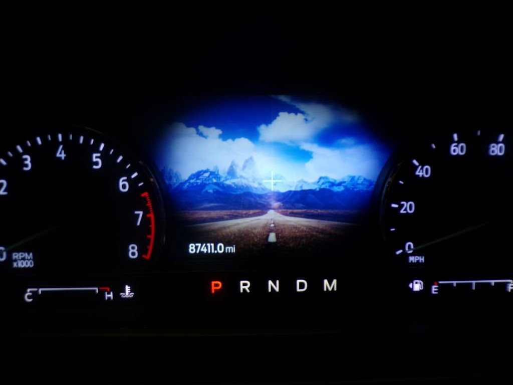 Used 2020 Ford Explorer XLT w/ Equipment Group 202A image 23