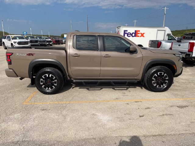 Used 2024 Nissan Frontier PRO-4X w/ Technology Package AWD/4WD image 7