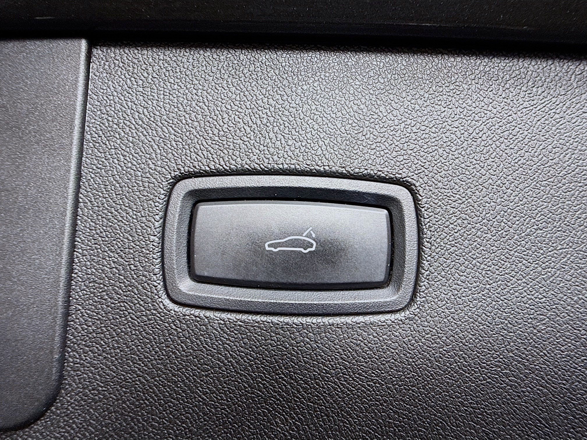 Used 2023 Porsche Cayenne AWD/4WD image 41