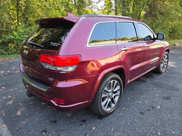 Used 2018 Jeep Grand Cherokee Overland AWD/4WD image 7