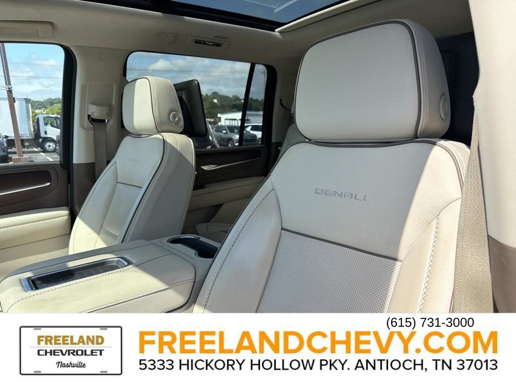 Used 2021 GMC Yukon XL Denali w/ Denali Ultimate Package RWD image 26