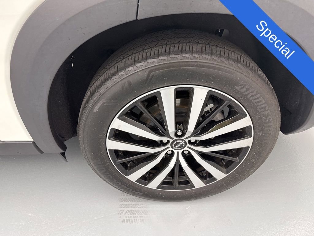 Used 2023 Nissan Pathfinder Platinum AWD/4WD image 6