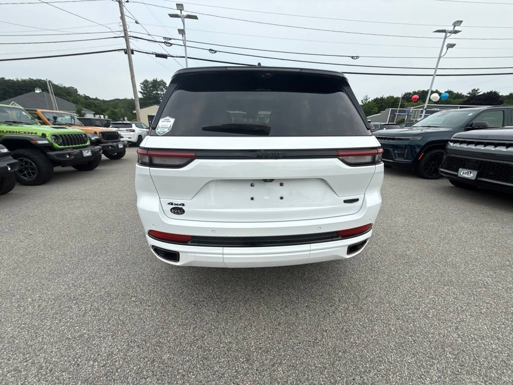 Certified 2024 Jeep Grand Cherokee Summit AWD/4WD image 4