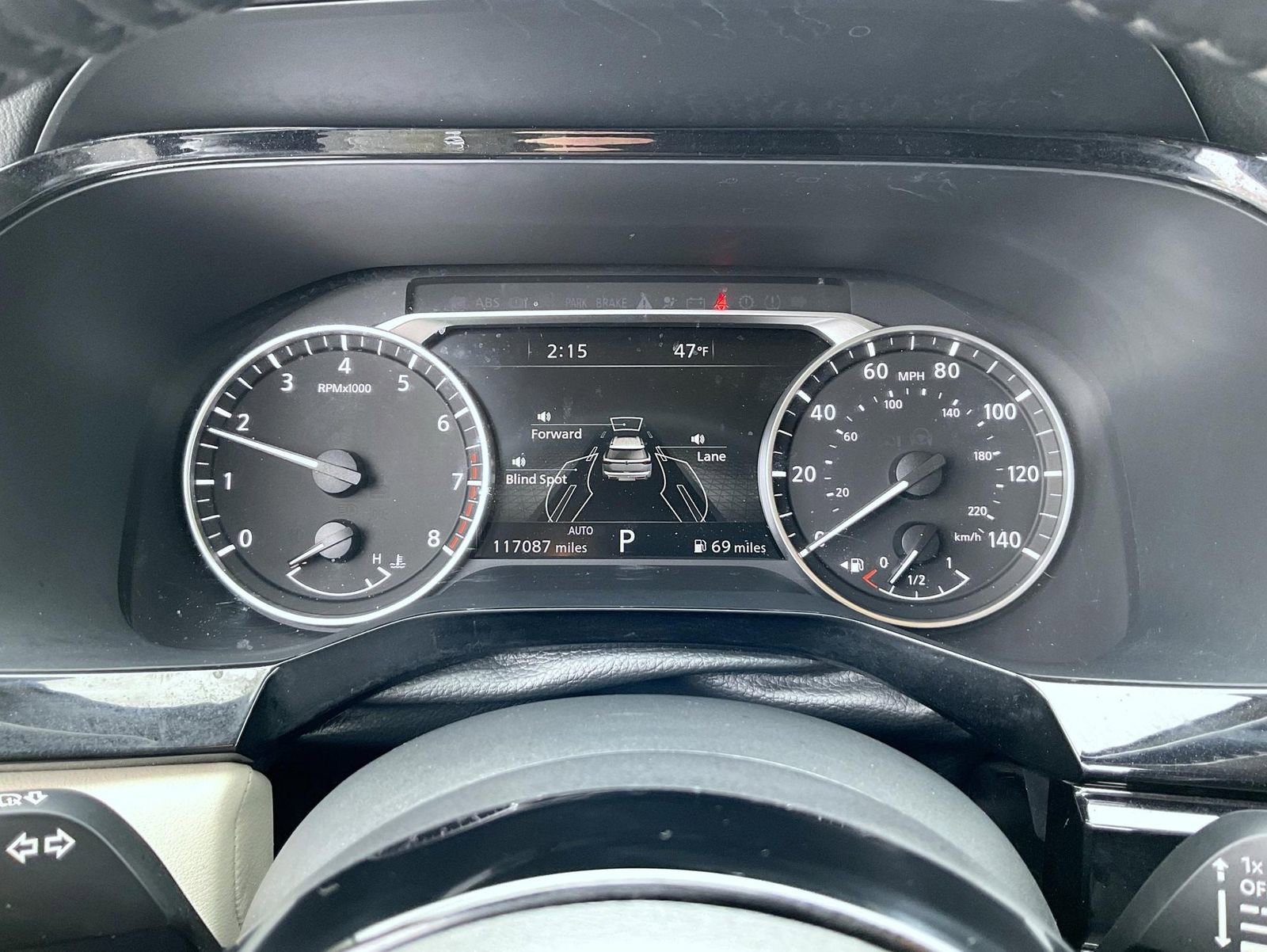 Used 2024 Nissan Pathfinder SL AWD/4WD image 12