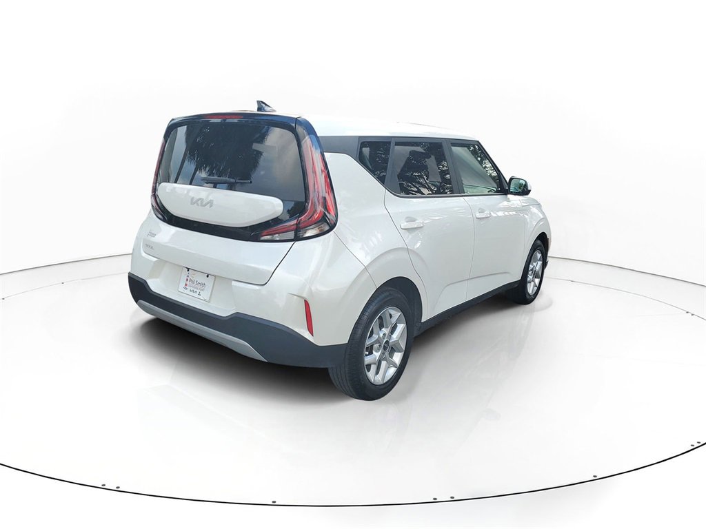 Certified 2024 Kia Soul LX w/ Option Group 015 image 6