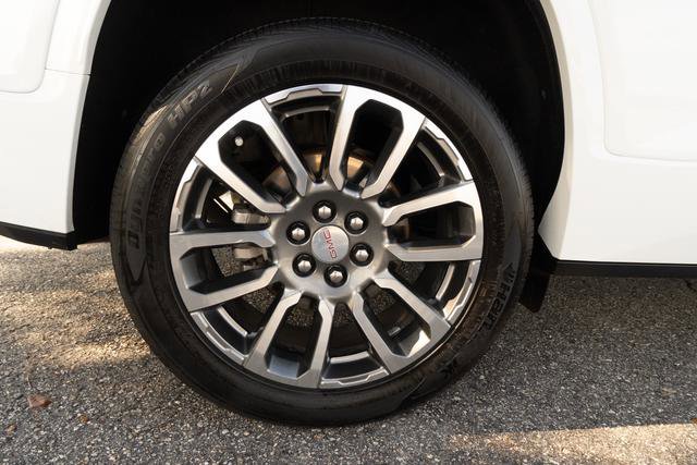 Used 2021 GMC Acadia Denali w/ Denali Technology Package image 50