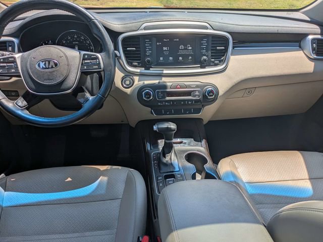 Used 2020 Kia Sorento EX AWD/4WD image 17