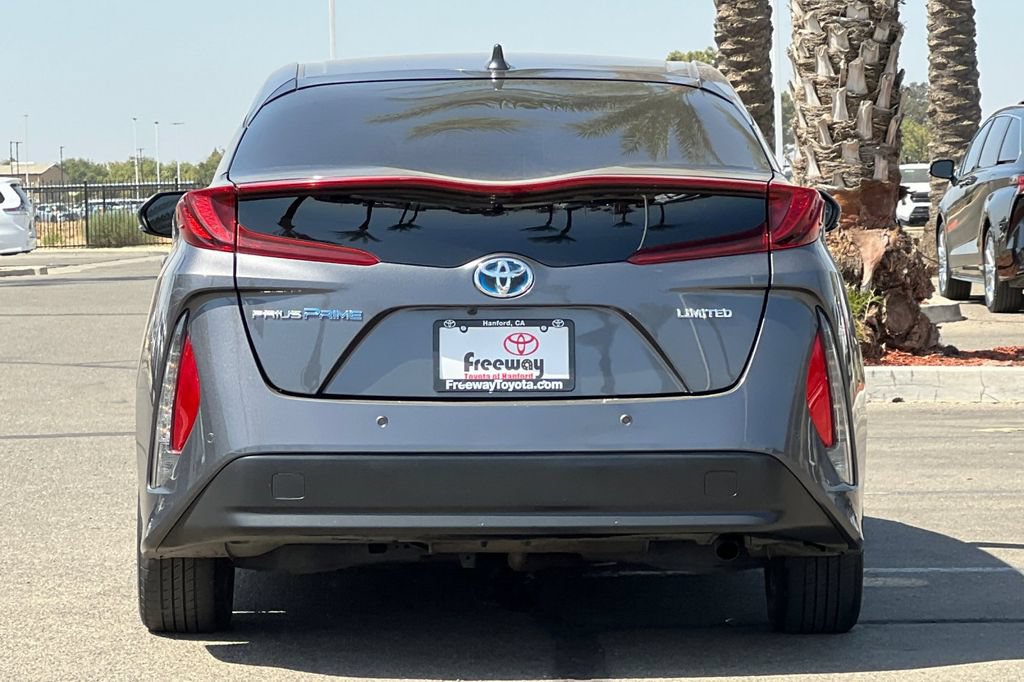 Certified 2021 Toyota Prius Prime Limited FWD image 6