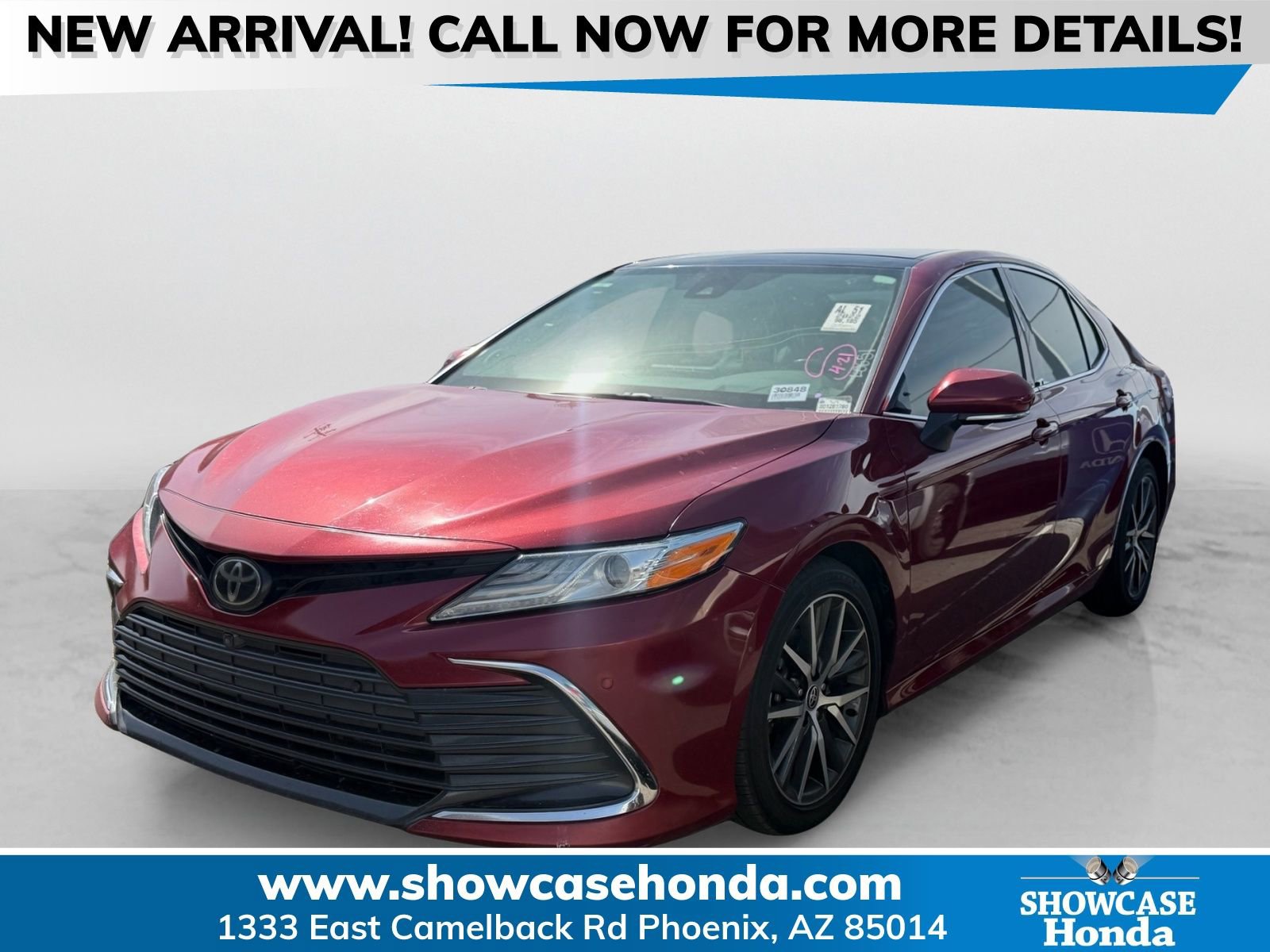 Used 2022 Toyota Camry XLE w/ Navigation Package FWD image 1