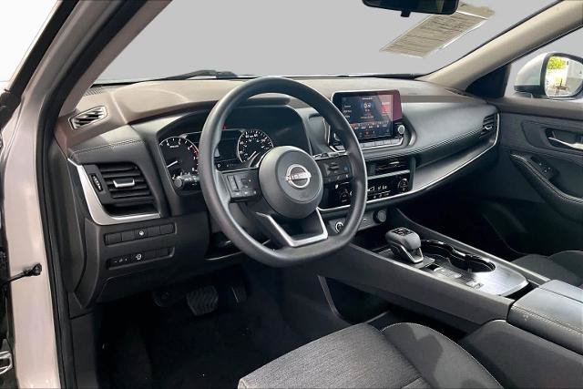 Certified 2023 Nissan Rogue SV FWD image 17