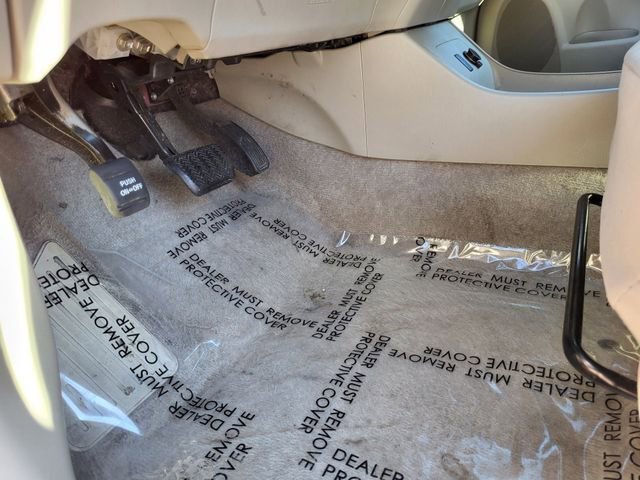 Used 2011 Toyota Prius One image 16