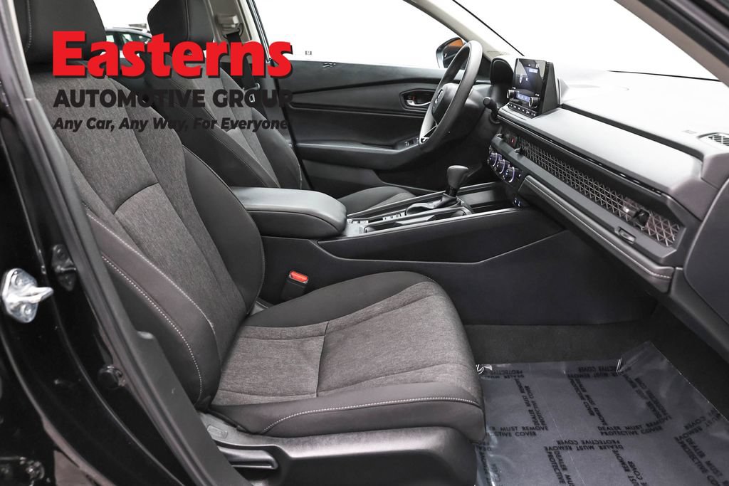Used 2025 Honda Accord SE image 23