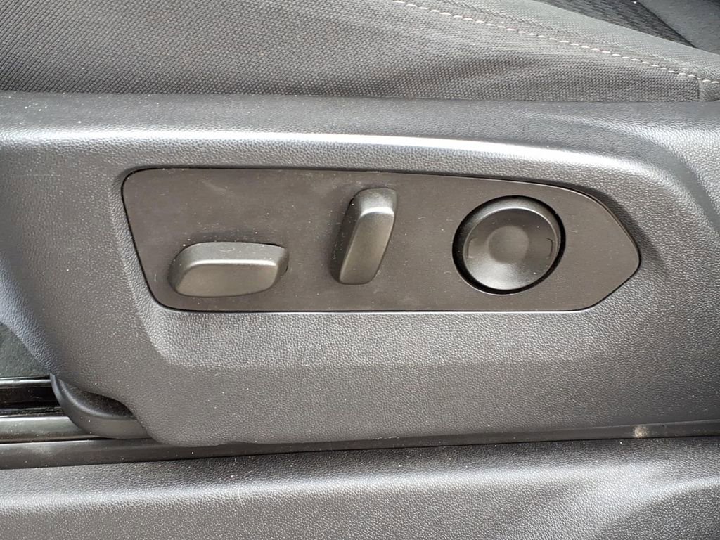 Certified 2023 Chevrolet Silverado 1500 Custom w/ LPO, Dark Essentials Package image 11