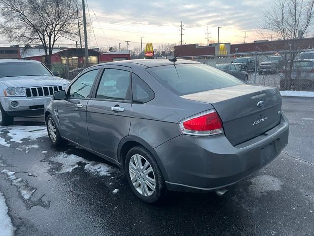 Used 2009 Ford Focus SEL image 7