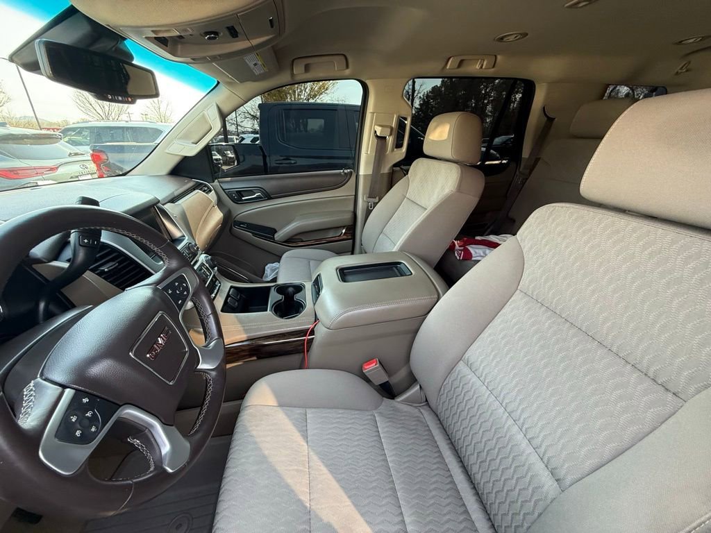 Used 2017 GMC Yukon SLE w/ SLE Value Package image 37