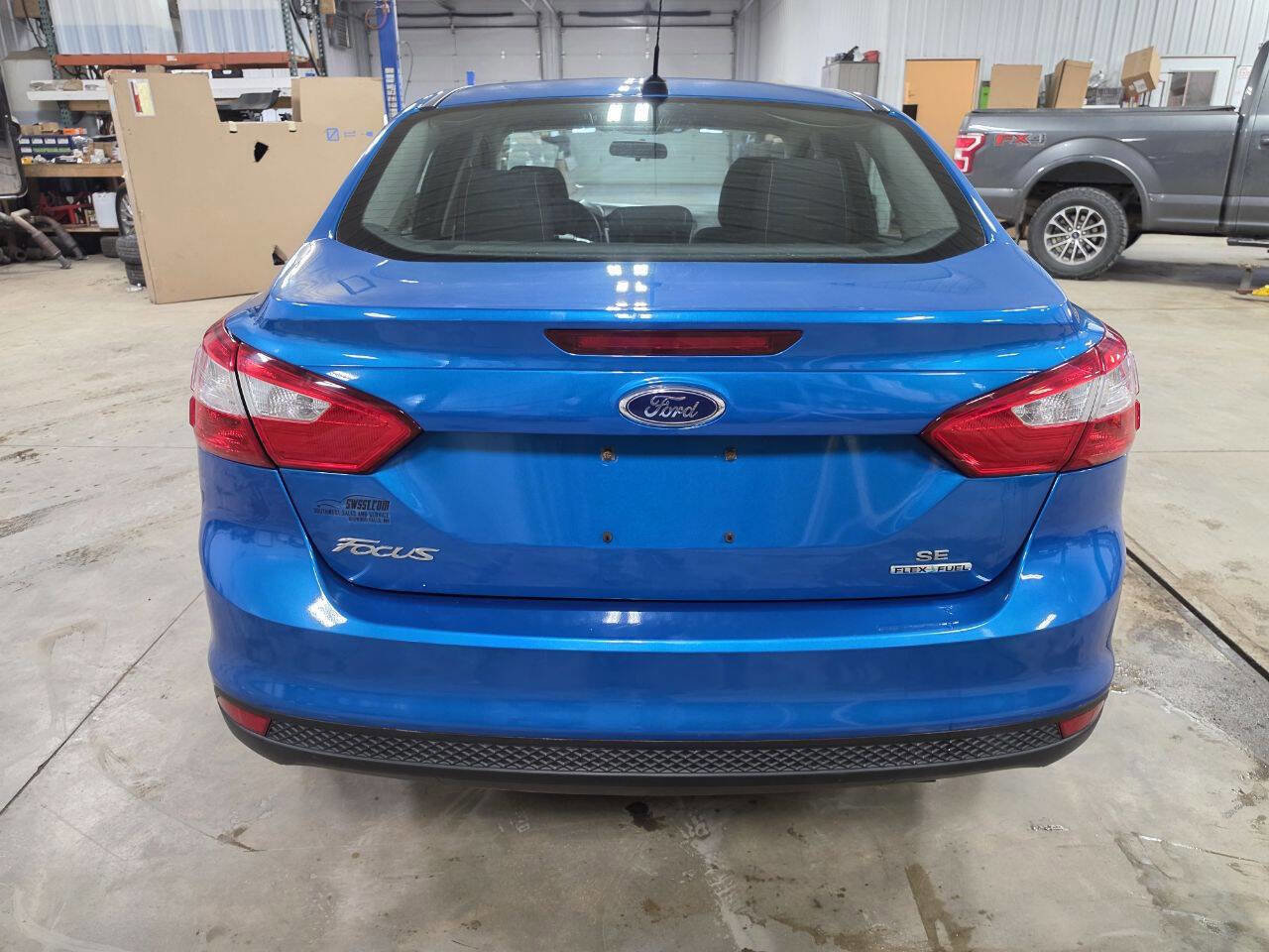 Used 2014 Ford Focus SE w/ SE Winter Package image 6