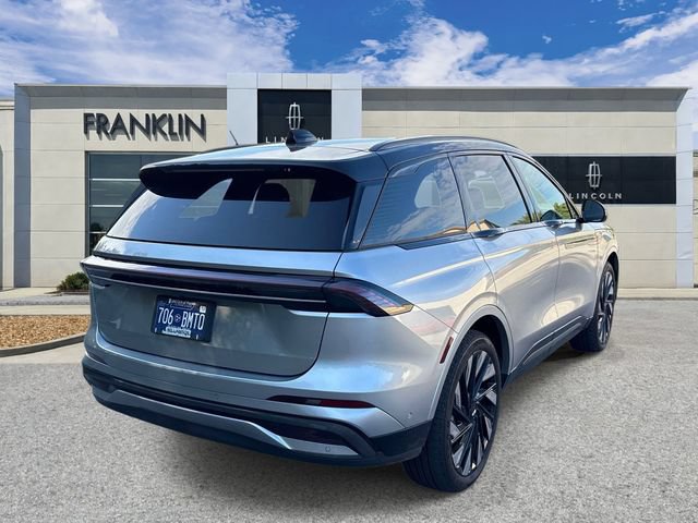 Used 2024 Lincoln Nautilus Reserve w/ Equipment Group 202A AWD/4WD image 7
