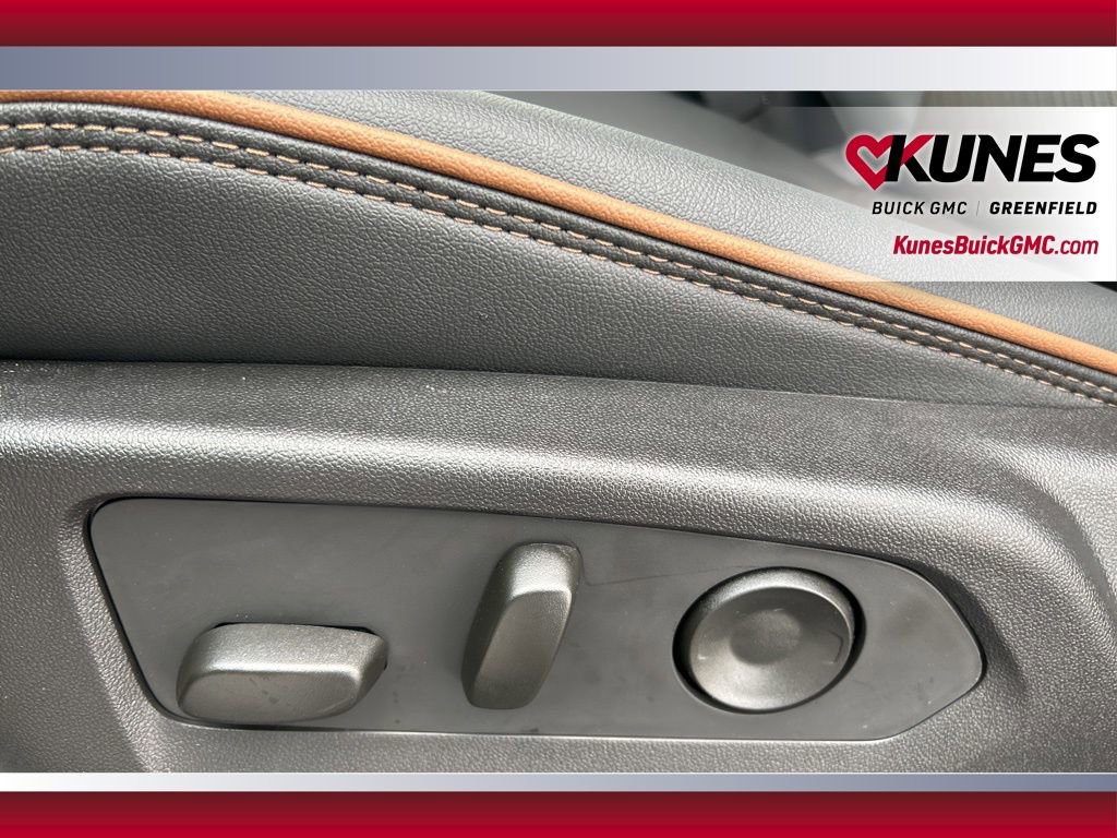 New 2026 GMC Canyon AT4 w/ Technology Plus Package image 18