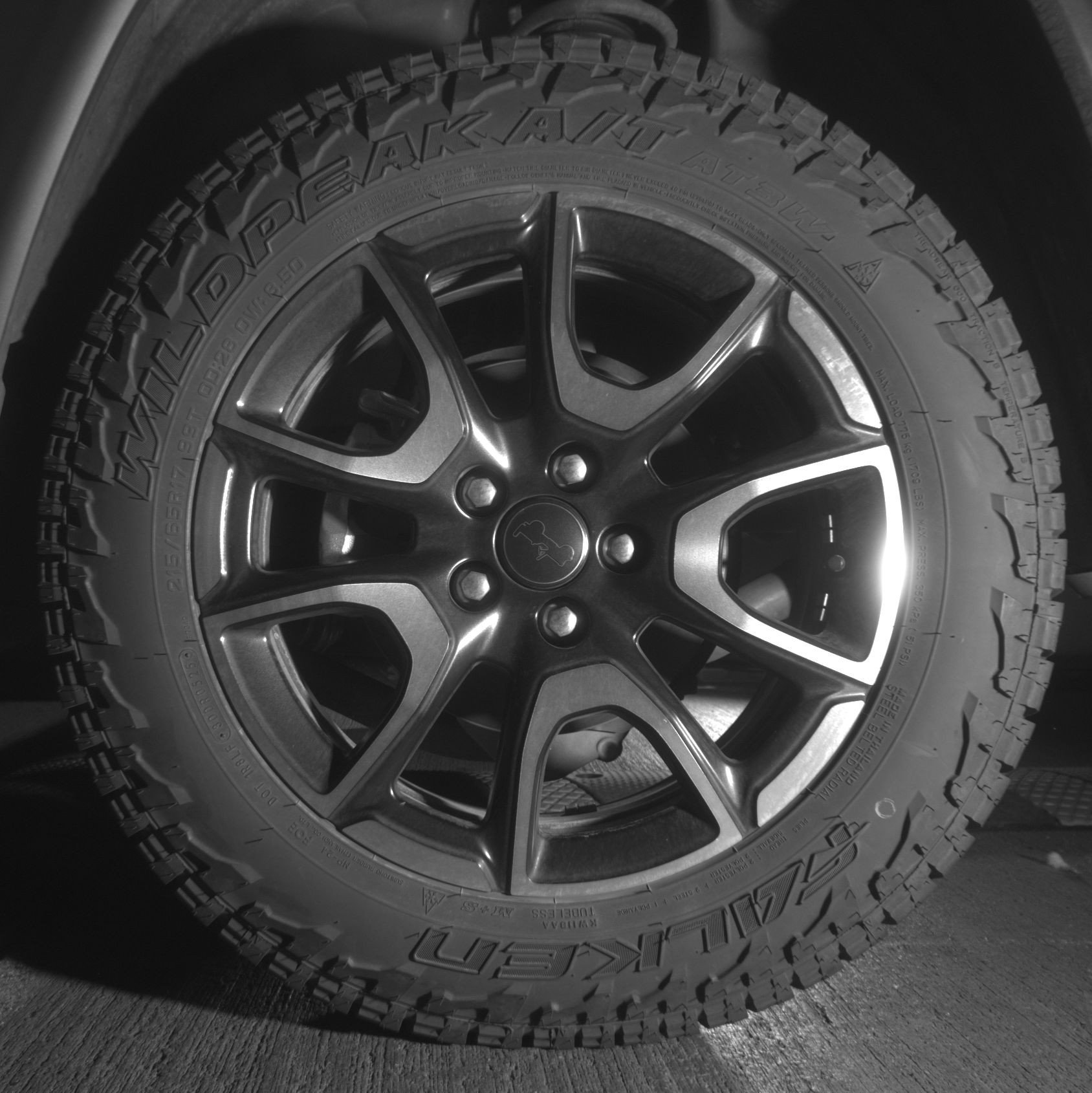 Used 2025 Jeep Compass Trailhawk image 14