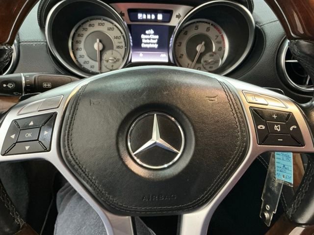 Used 2013 Mercedes-Benz SL 550 image 28