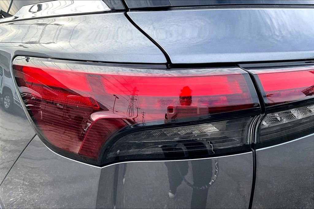 Certified 2025 INFINITI QX60 Pure image 44