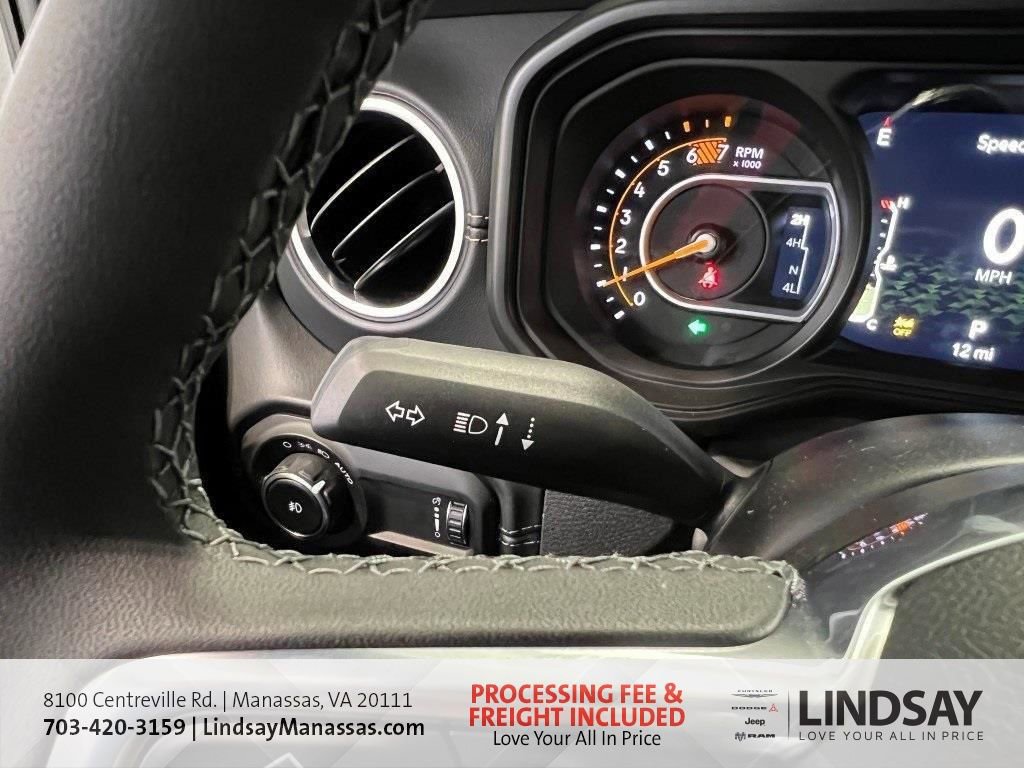 New 2026 Jeep Wrangler Unlimited Sahara AWD/4WD image 39