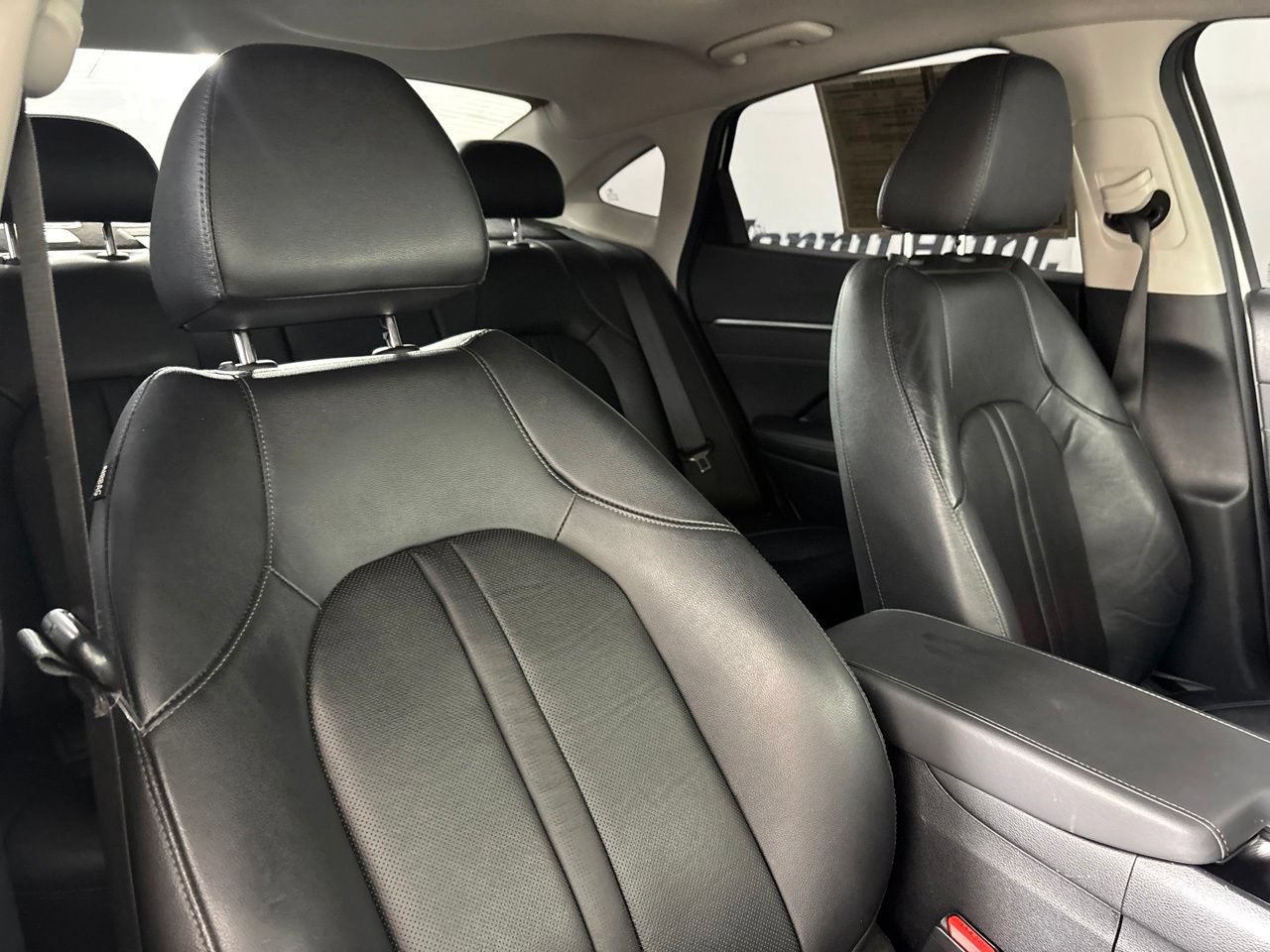 Used 2022 Hyundai Sonata Limited FWD image 32