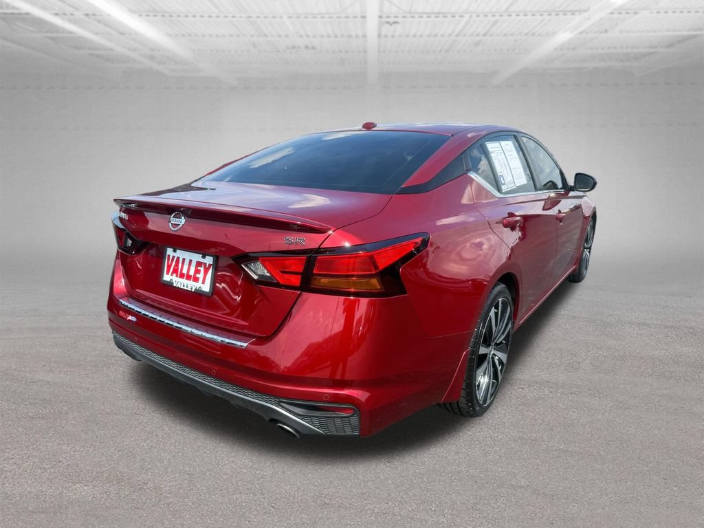 Used 2020 Nissan Altima 2.5 SR w/ Premium Package FWD image 8