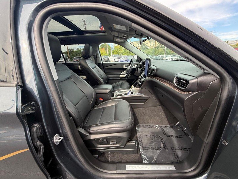 Certified 2023 Ford Explorer Limited w/ Limited Technology Package AWD/4WD image 14