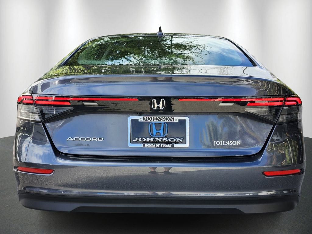Certified 2023 Honda Accord EX image 6