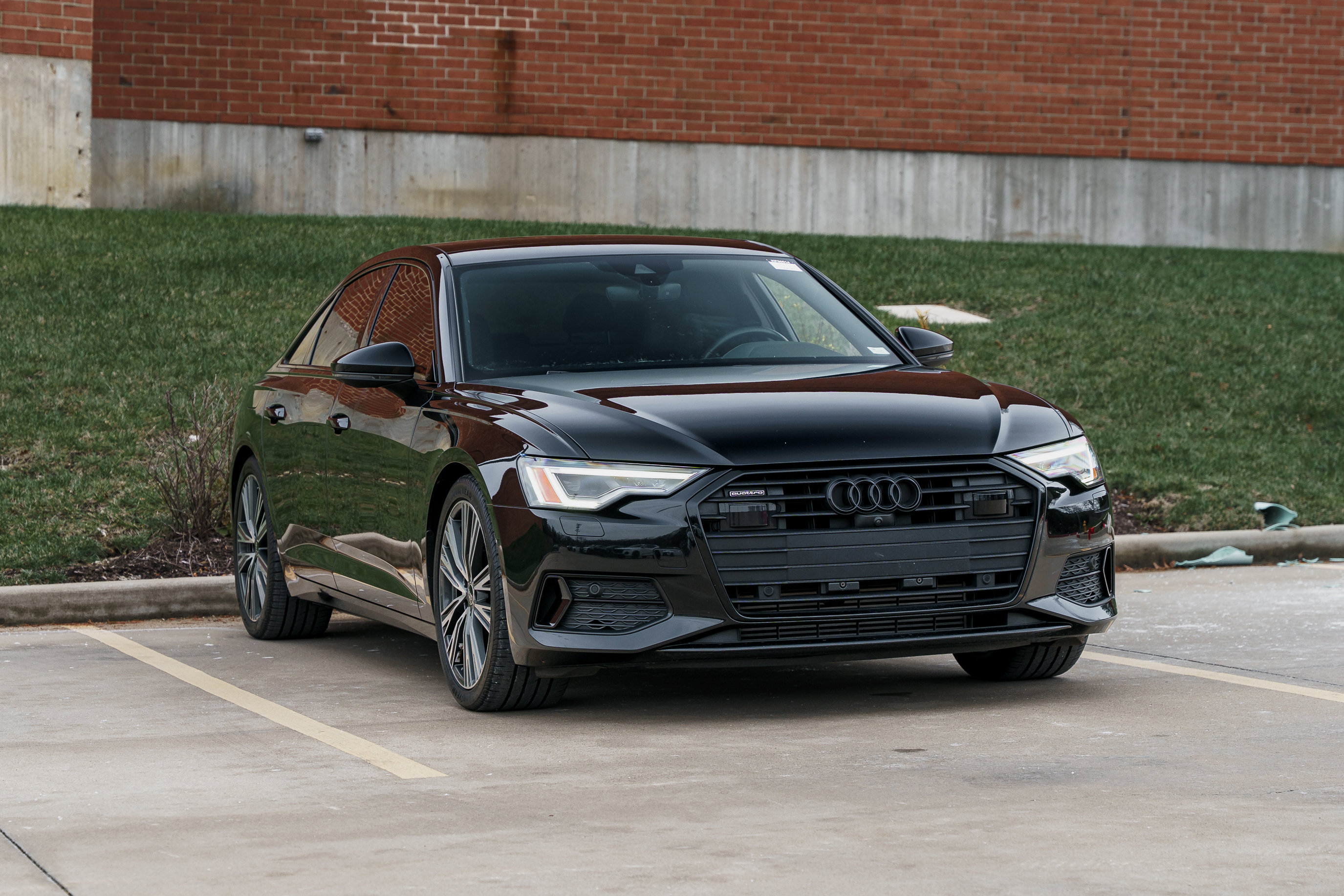 Used 2023 Audi A6 Premium Plus w/ Premium Plus Package image 2