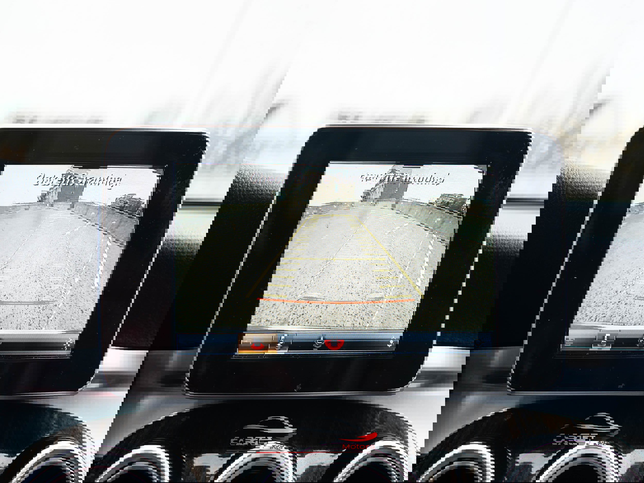 Used 2019 Mercedes-Benz GLC 300 4MATIC image 32