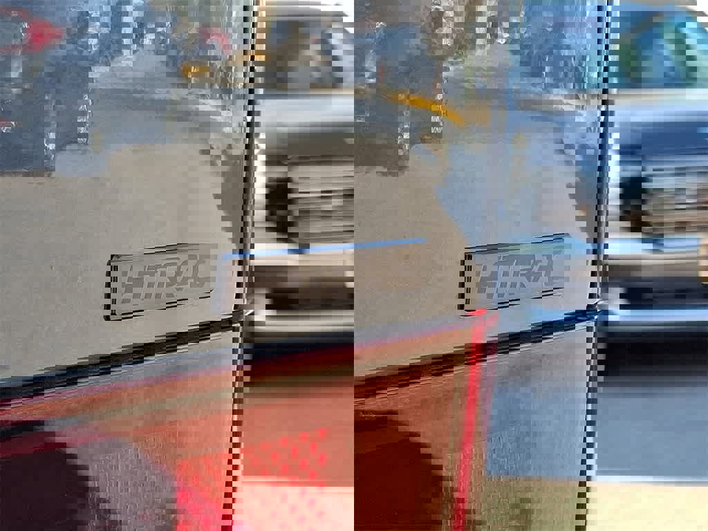 Used 2025 Hyundai Santa Fe Calligraphy image 32