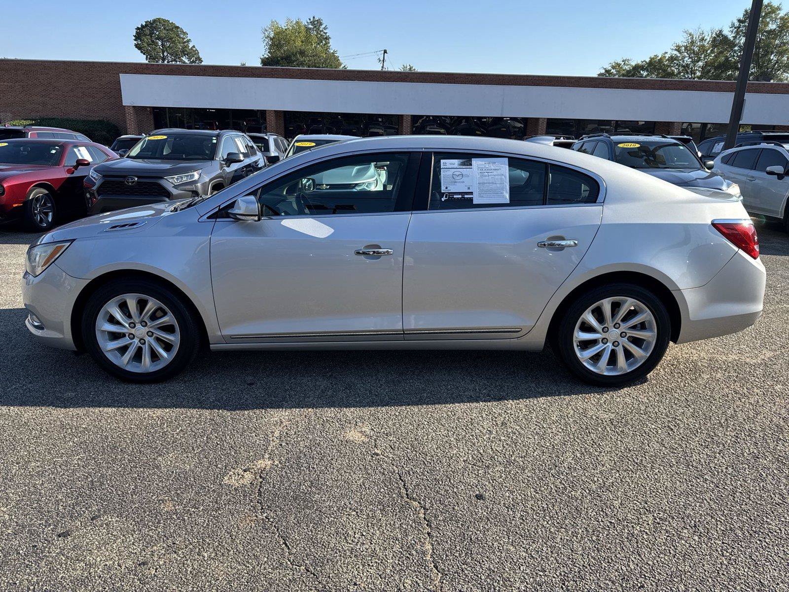Used 2015 Buick LaCrosse Leather FWD image 18