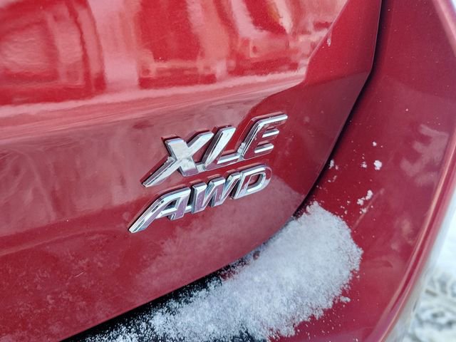 Used 2018 Toyota Sienna XLE image 6