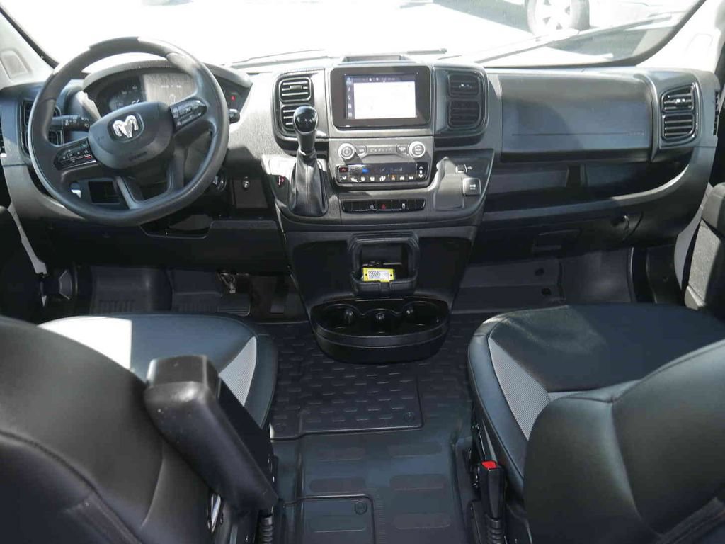 Used 2025 RAM ProMaster 2500 FWD image 18