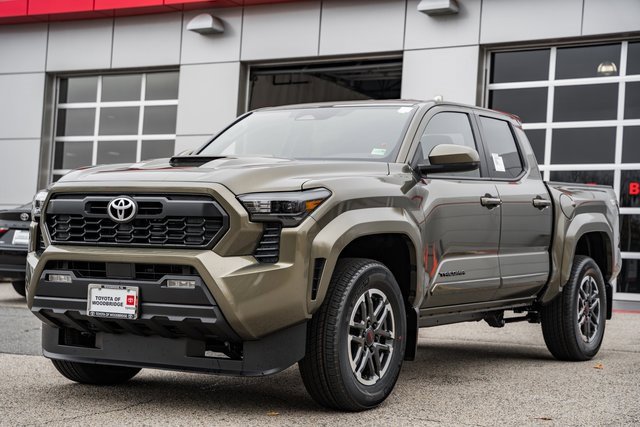 New 2025 Toyota Tacoma TRD Sport image 3
