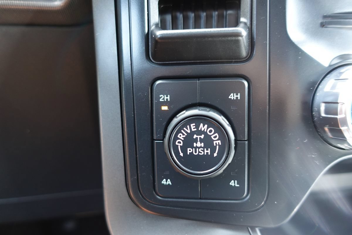 Used 2024 Ford F150 Lariat w/ Equipment Group 502A High AWD/4WD image 60