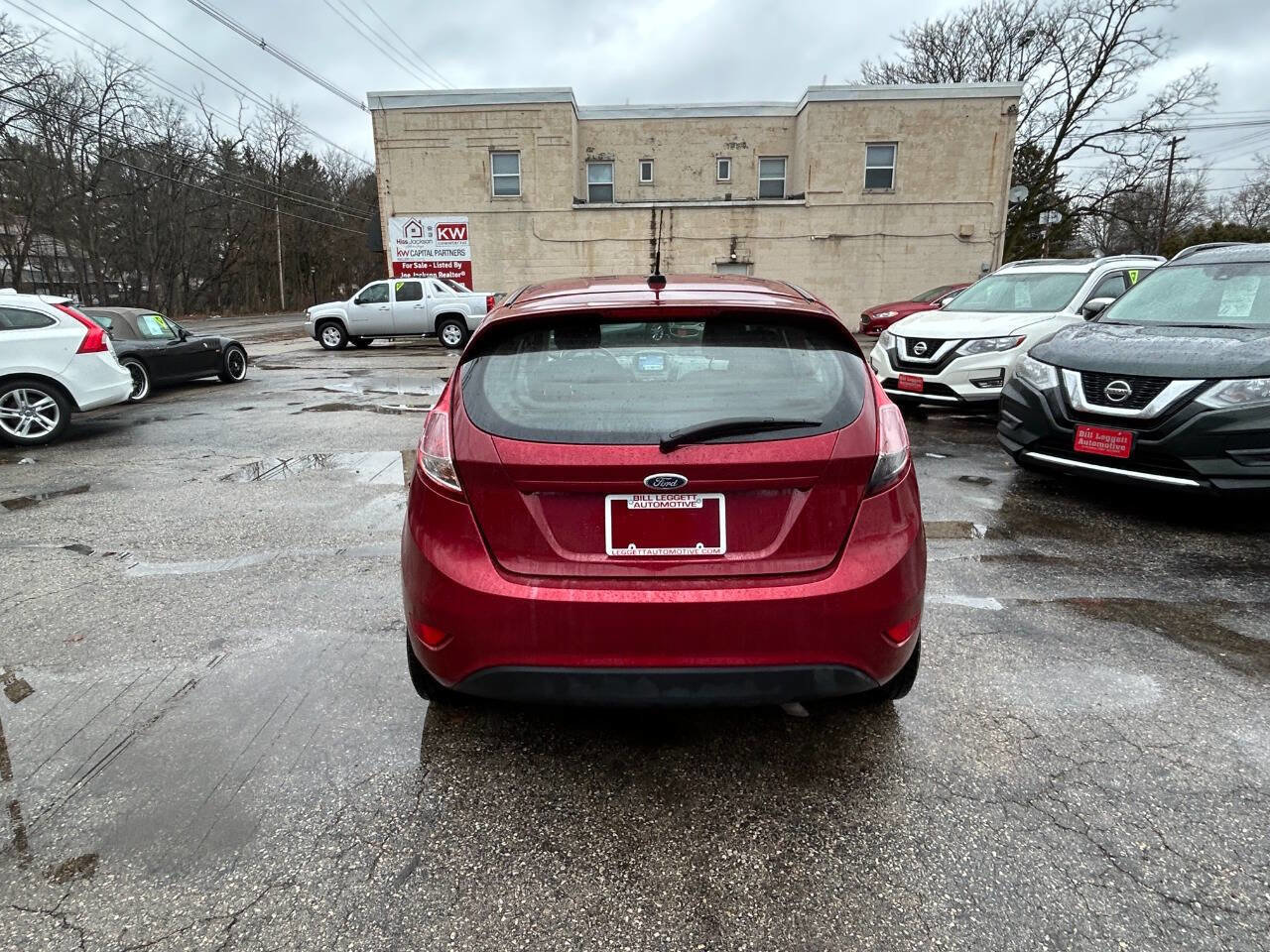 Used 2016 Ford Fiesta SE w/ Equipment Group 201A image 12