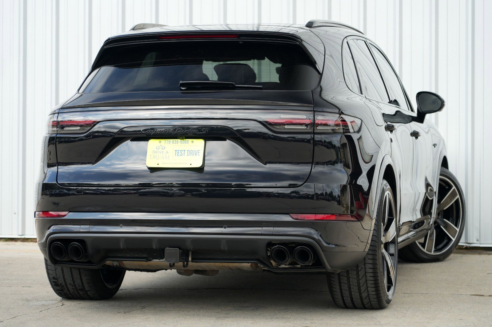 Used 2021 Porsche Cayenne Turbo S image 5